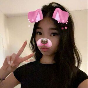 Meet your Posher, Charlotte